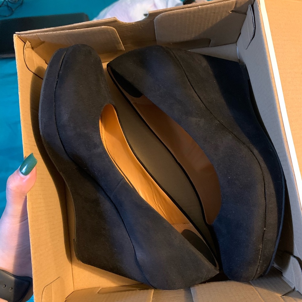 Ana wedges